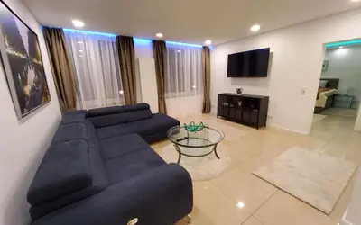TV/Unterhaltungsangebot in der Unterkunft 3 Zimmer Wohnung - Keine Party Wohnung ! 6 Personen
