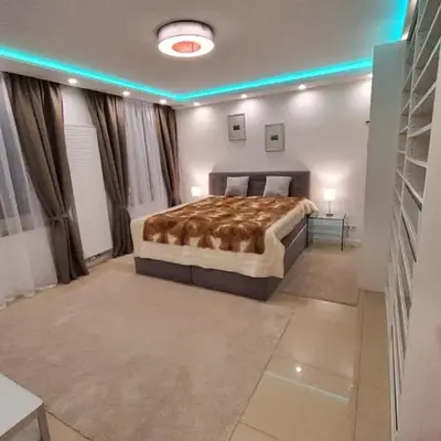 3 Zimmer Wohnung - Keine Party Wohnung ! 6 Personen