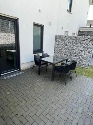 Ein Patio oder anderer Außenbereich in der Unterkunft Luxuswohnung direkt am Phönixsee