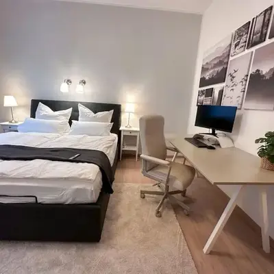 Modern City apt. -with 2 TV