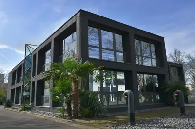 Das Gebäude in dem sich das Hotel befindet