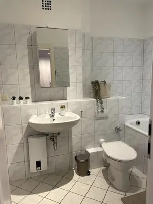Ein Badezimmer in der Unterkunft Zentral wohnen in ruhiger Lage! MA2R