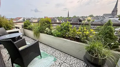 Ein Balkon oder eine Terrasse in der Unterkunft BOSTEL 89 - Apartment, in der Altstadt, Klimaanlage, Aufzug