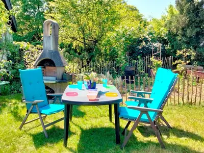Ein Garten an der Unterkunft Ferienwohnung CoCo
