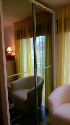 Ein Bett oder Betten in einem Zimmer der Unterkunft Toll Apartment mit privatem Eingang free Parking Slbst Check-in 30 Zone ruhig keine Ferienwohnung