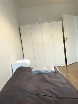 Ein Bett oder Betten in einem Zimmer der Unterkunft Ruhig und zentral wohnen! MA3R