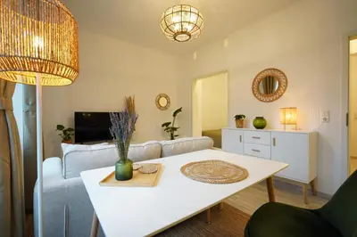 TV/Unterhaltungsangebot in der Unterkunft Dein Flughafen Messe Apartment nahe Düsseldorf 2