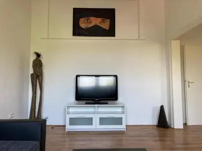 TV/Unterhaltungsangebot in der Unterkunft gemütliche Altbauwohnung im Wuppertaler Westen