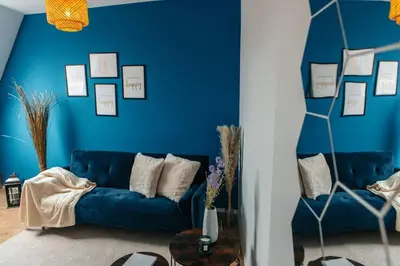 Ein Sitzbereich in der Unterkunft Central-Living blue - Netflix - WiFi
