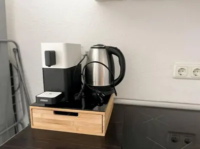 Kaffee-/Teezubehör in der Unterkunft Geräumig, zentral, Messe nah! BE1R