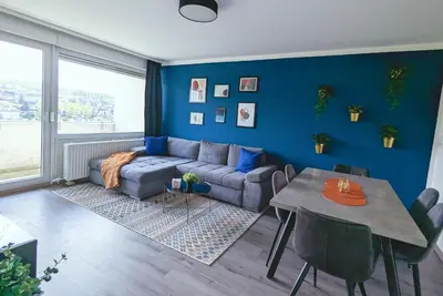 Ein Sitzbereich in der Unterkunft Modern flat with elevator/balcony/parking