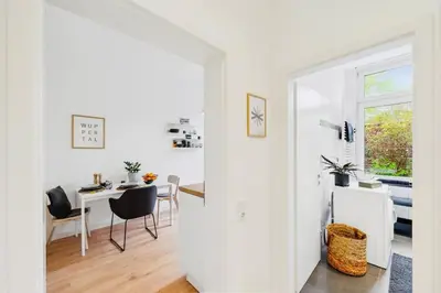 Ein Sitzbereich in der Unterkunft Wuppertaler Altbau-Traum Gutenberg - Nähe DUS & Dortmund & Köln & Essen